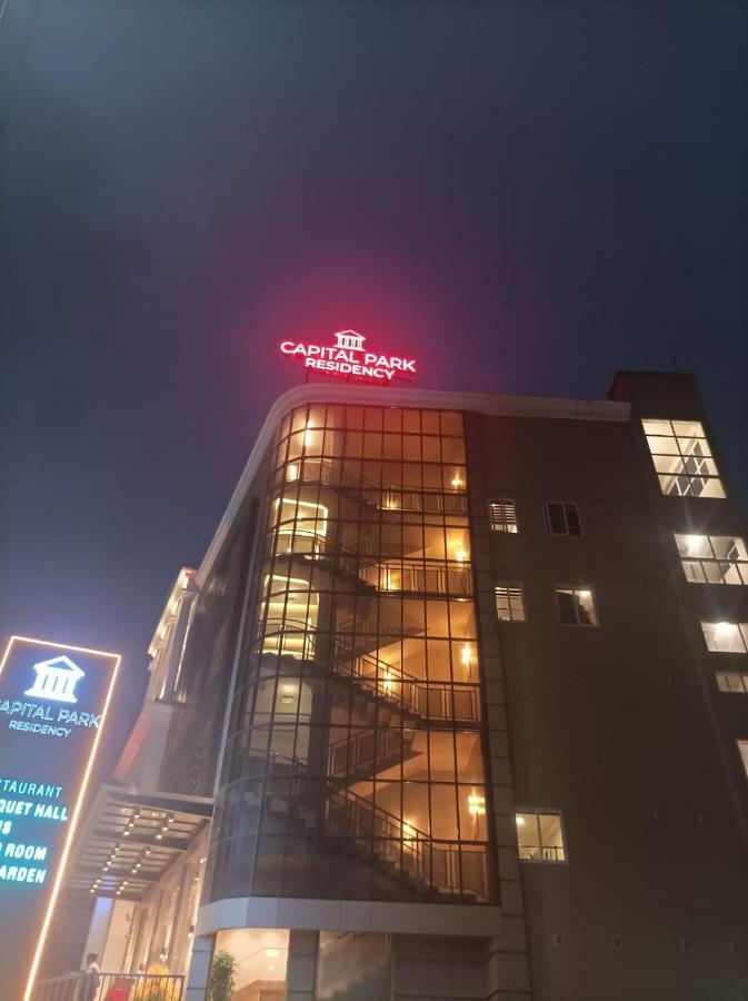 Capital Park Residency Hotel Thiruvananthapuram Exterior photo